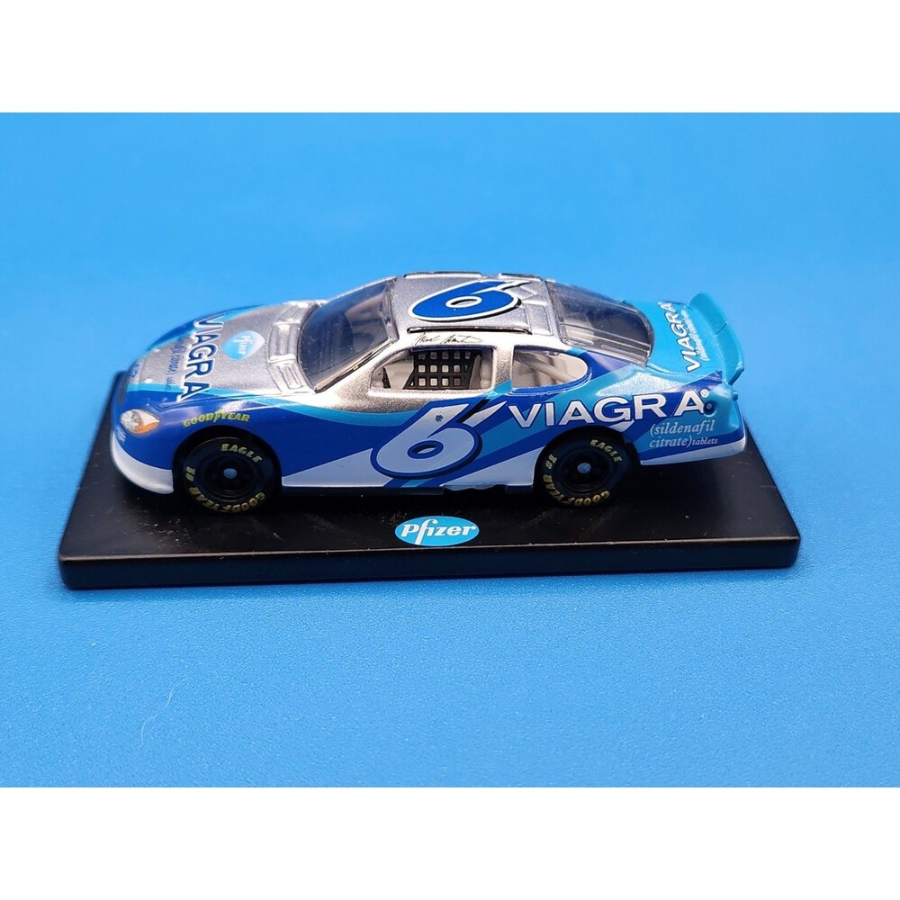 Pfizer #6 MARK MARTIN Diecast 1:64 NASCAR Race Car